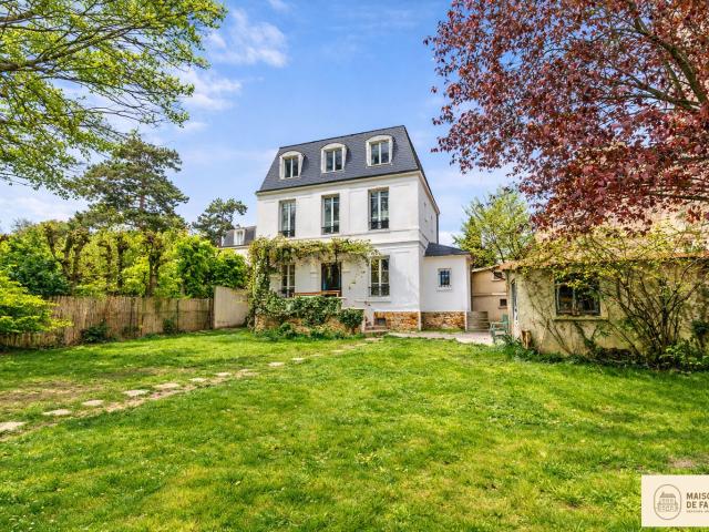 Maison 8 pièces 170 m²