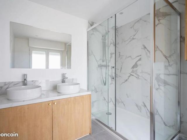Maison 8 pièces 170 m²