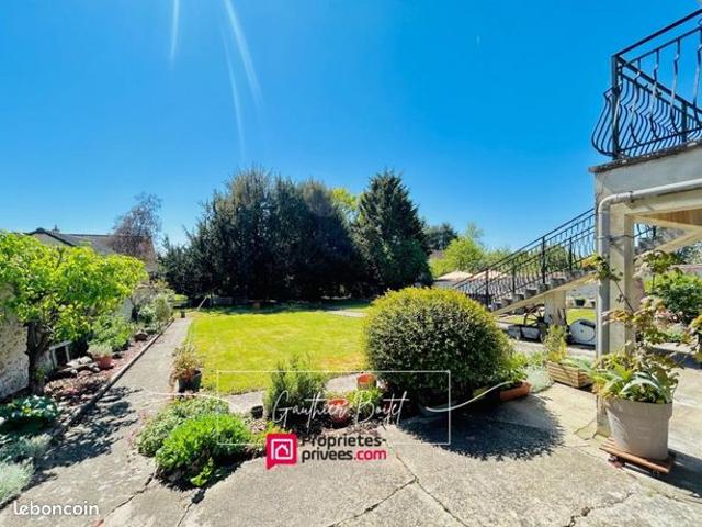 Maison 8 pièces 170 m²