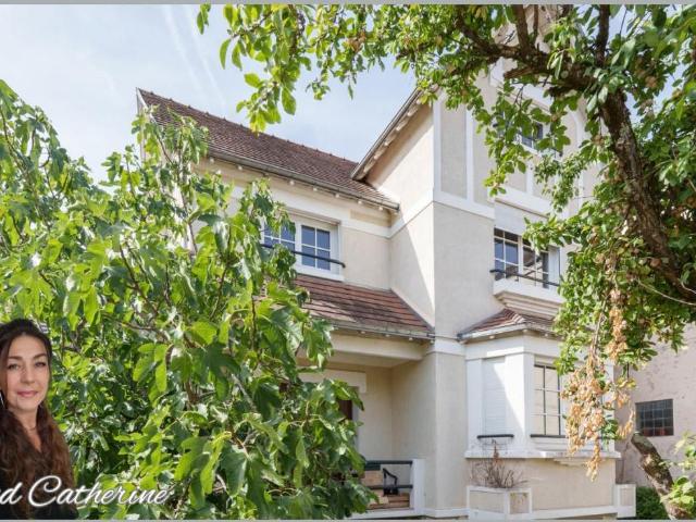 Maison 8 pièces 170 m²
