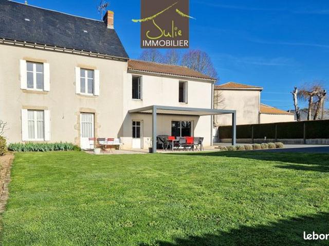 Maison 8 pièces 170 m²