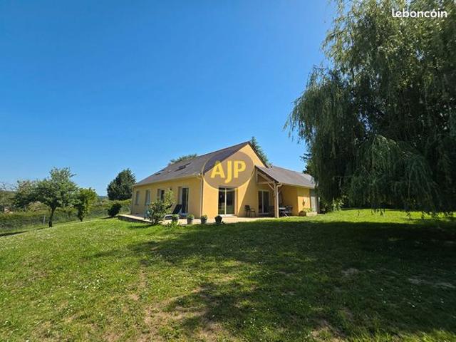 Maison 8 pièces 160 m²