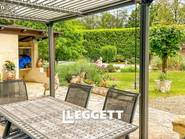 Maison 8 pièces 170 m²