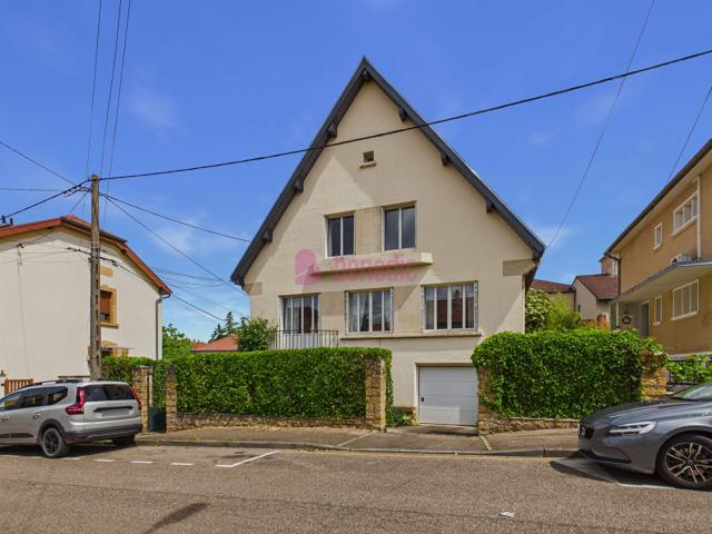 Maison 8 pièces 170 m²