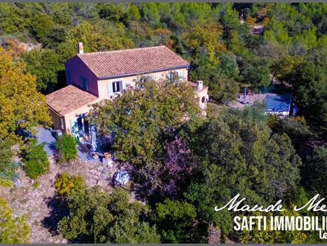 Maison 8 pièces 170 m²