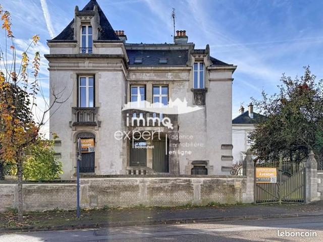 Maison 8 pièces 170 m²
