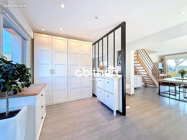 Maison 8 pièces 171 m²