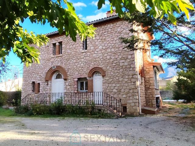 Maison 8 pièces 171 m²