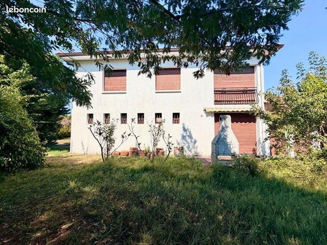 Maison 8 pièces 171 m²