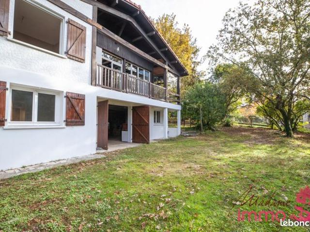Maison 8 pièces 171 m²