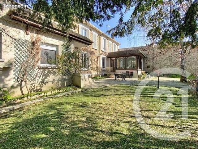 Maison 8 pièces 171 m²