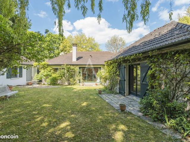 Maison 8 pièces 171 m²