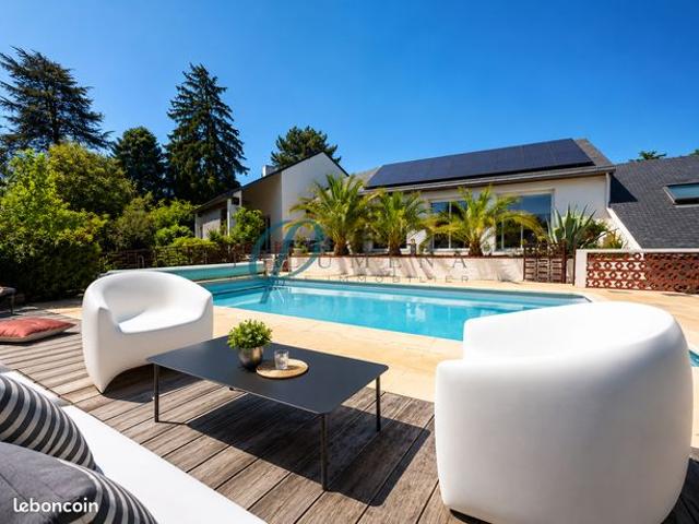 Maison 8 pièces 171 m²