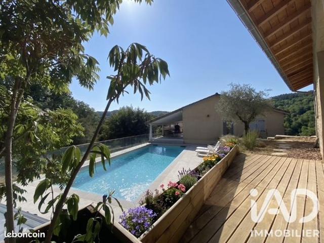 Maison 8 pièces 171 m²