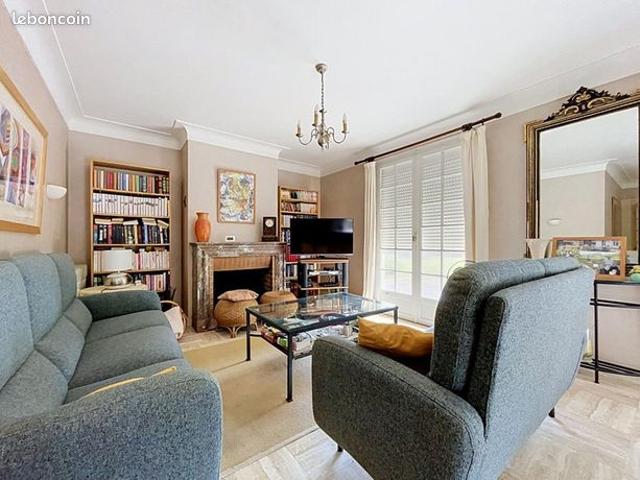 Maison 8 pièces 171 m²