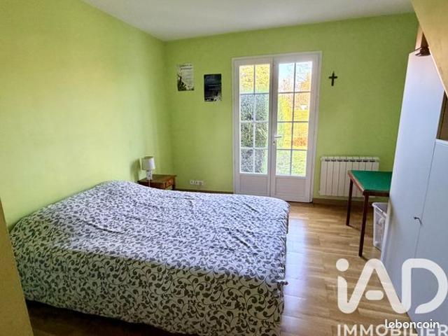 Maison familiale 8 pièces 171 m²