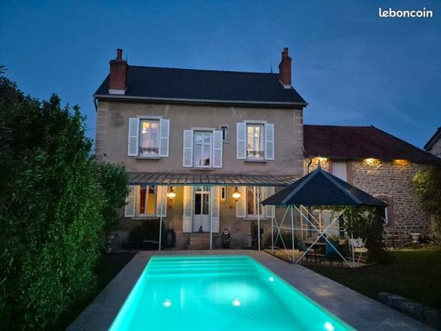 Maison 8 pièces 171 m²