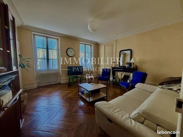 Maison 8 pièces 171 m²