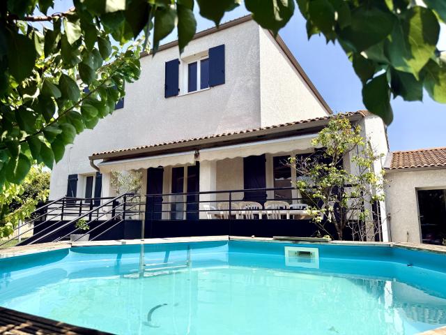Maison 8 pièces 172 m²