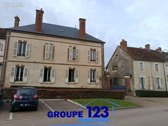 Maison 8 pièces 172 m²