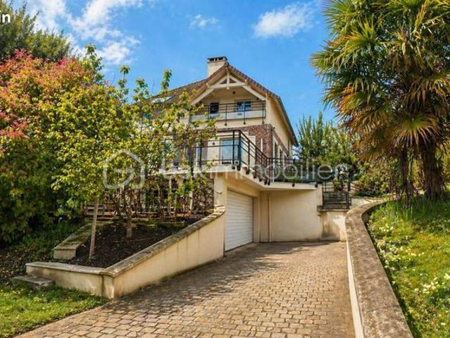 Maison 8 pièces 172 m²