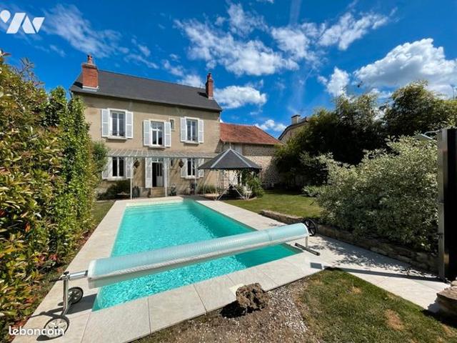 Maison 8 pièces 172 m²