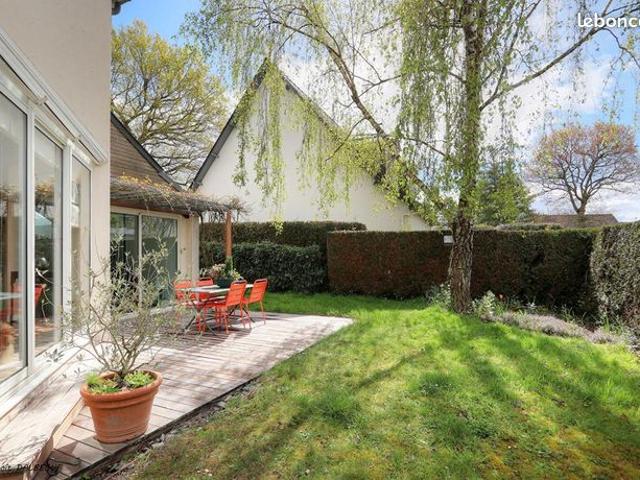 Maison 8 pièces 172 m²
