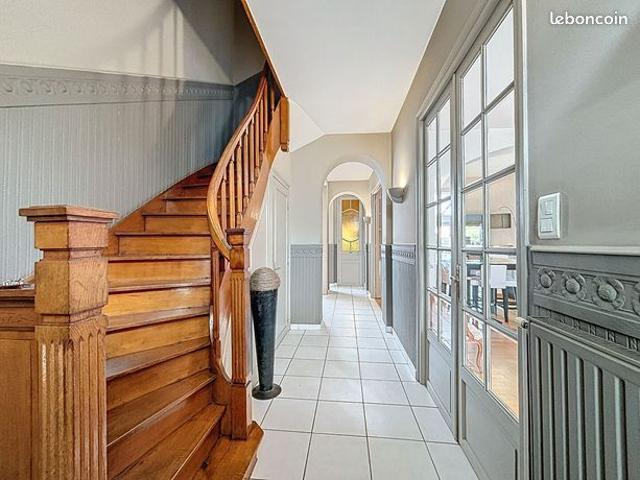 Maison 8 pièces 172 m²