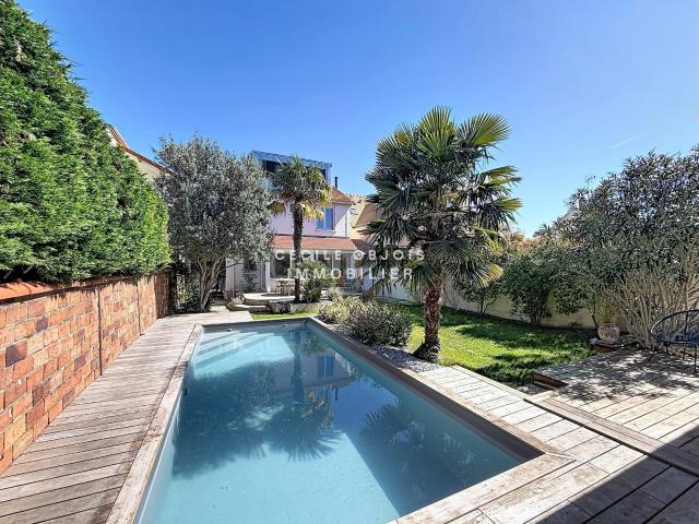 Maison 8 pièces 172 m²
