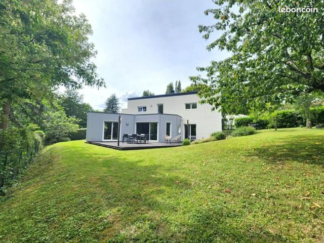 Maison 8 pièces 172 m²