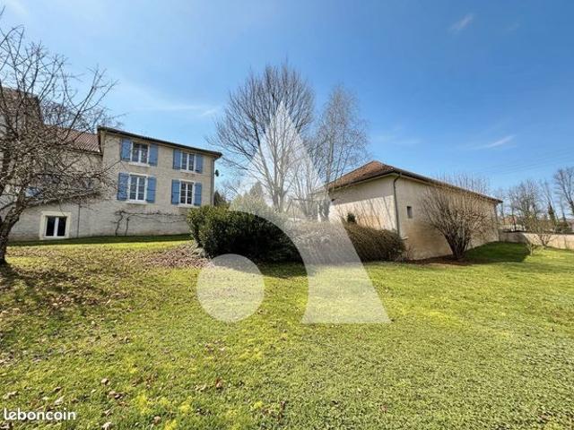 Maison 8 pièces 173 m²