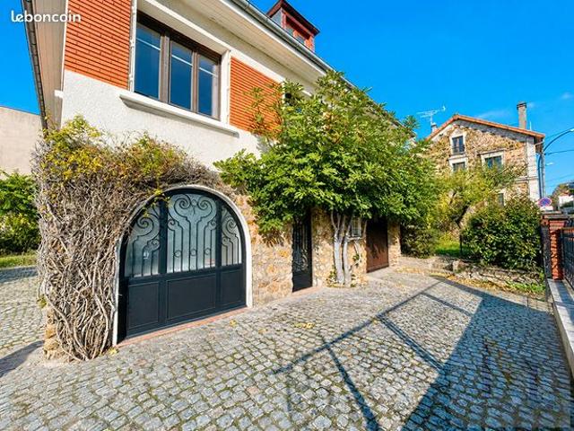 Maison 8 pièces 173 m²