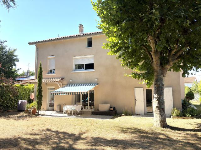 Maison 8 pièces 173 m²