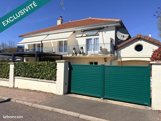 Maison 8 pièces 173 m²