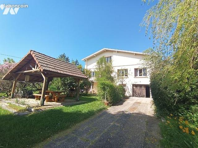 Maison 8 pièces 173 m²