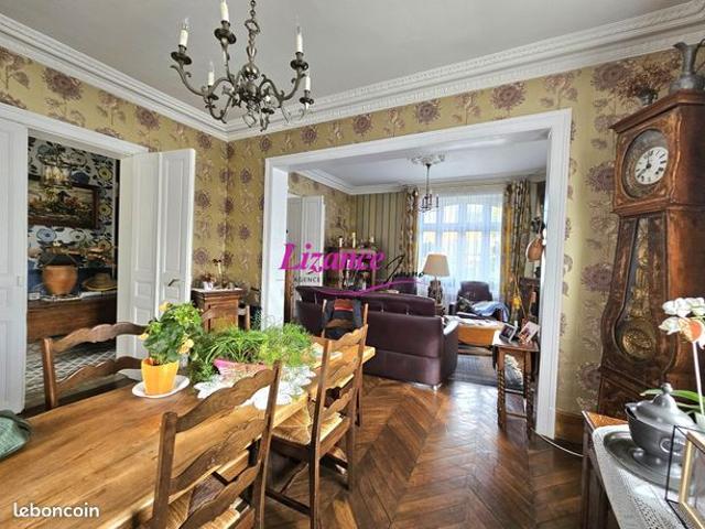 Maison 8 pièces 173 m²