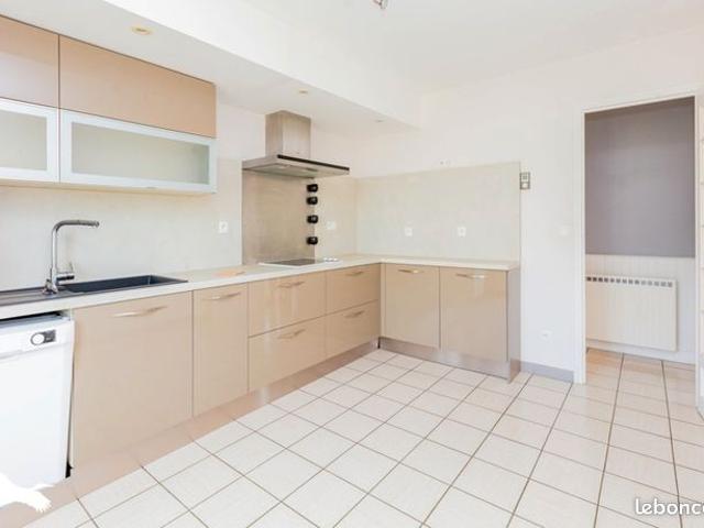 Maison 8 pièces 184 m²