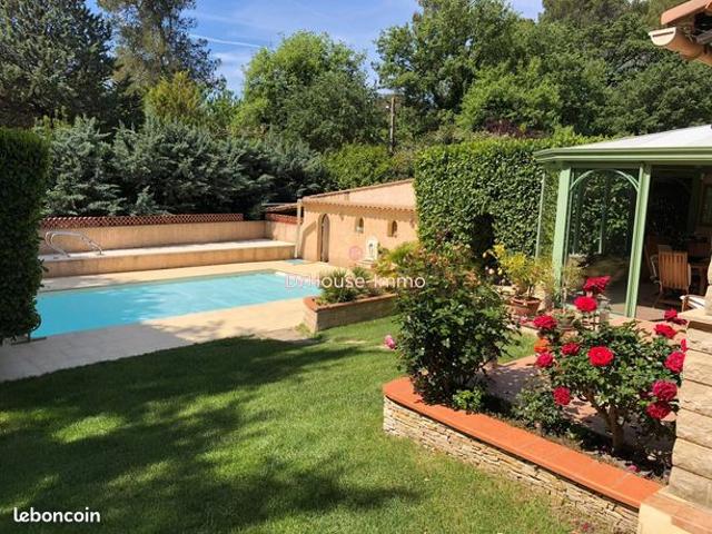 Maison 8 pièces 184 m²
