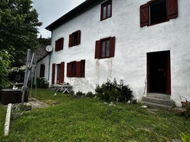 Maison 8 pièces 184 m²