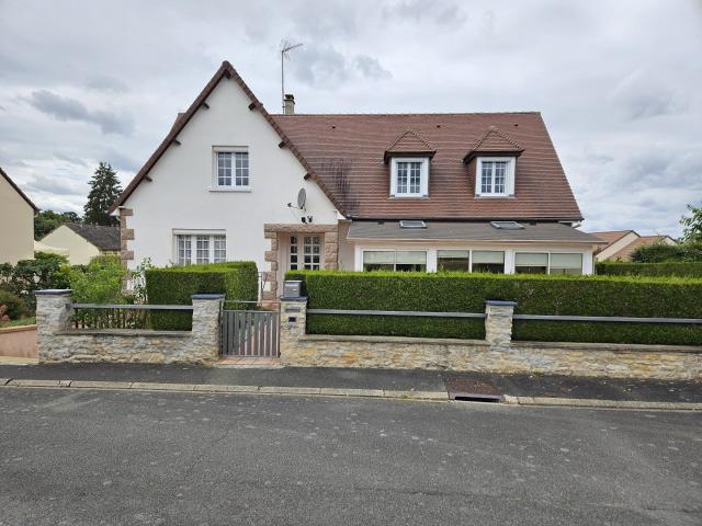 Maison 8 pièces 184 m²