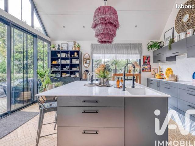 Maison 8 pièces 184 m²