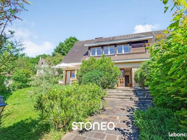 Maison 8 pièces 184 m²
