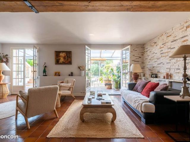 Maison 8 pièces 184 m²