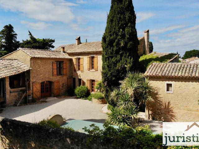 Maison 8 pièces 184 m²
