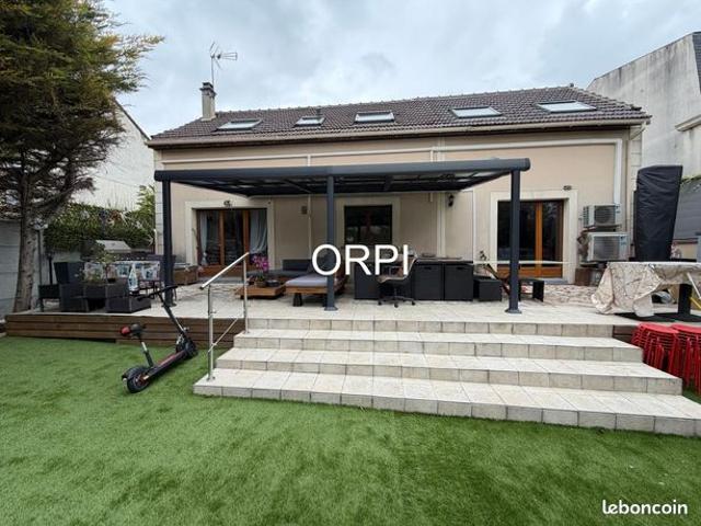 Maison 8 pièces 184 m²
