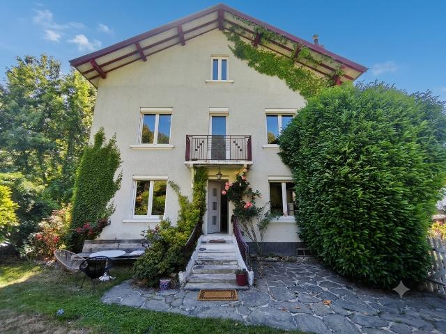 Maison 8 pièces 184 m²