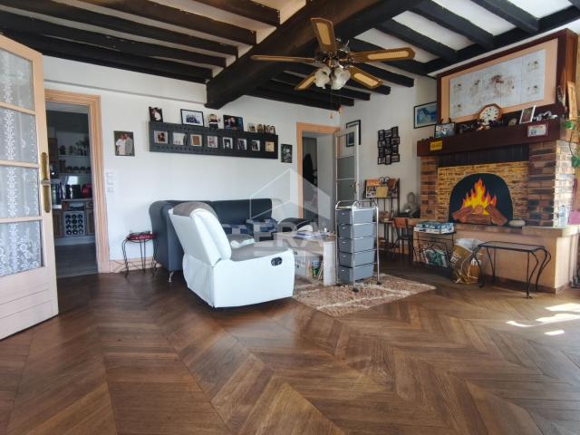 Maison 8 pièces 184 m²