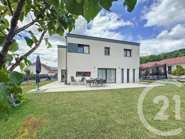 Maison 8 pièces 185 m²
