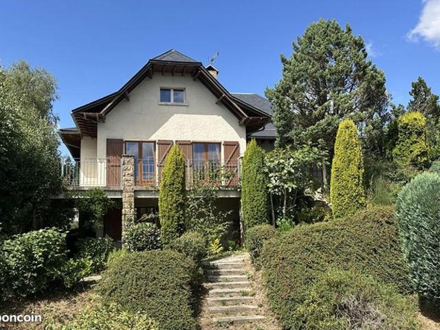 Maison 8 pièces 185 m²