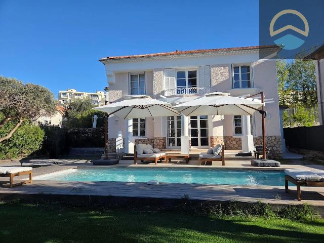 Maison 8 pièces 185 m²